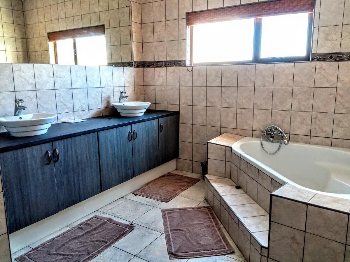 Sea View Bliss Guesthouse With Self Catering Swakopmund Εξωτερικό φωτογραφία